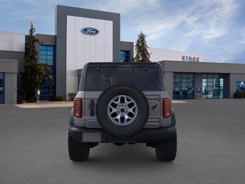 Gray Metallic 2025 Ford Bronco Badlands
