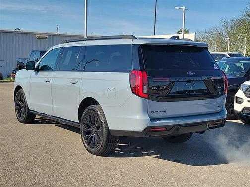 Glacier Gray Metallic TriCoat 2025 Ford Expedition Platinum