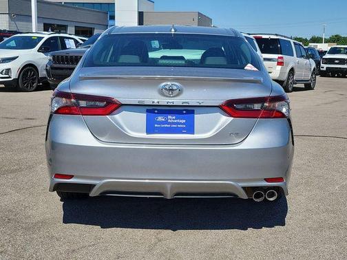 Celestial Silver Metallic 2023 Toyota Camry SE