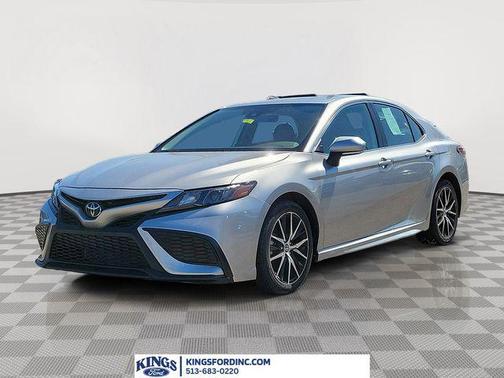 Celestial Silver Metallic 2023 Toyota Camry SE