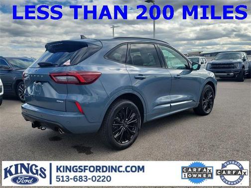 2023 Ford Escape ST-Line Elite