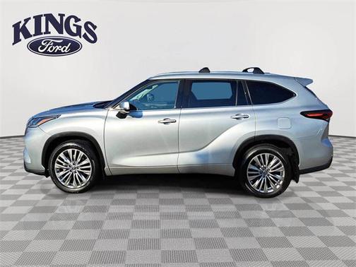 2024 Toyota Highlander Platinum