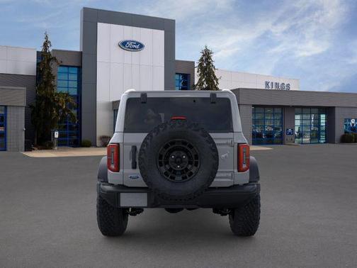 AVALANCHE GRAY 2026 Ford Bronco Badlands