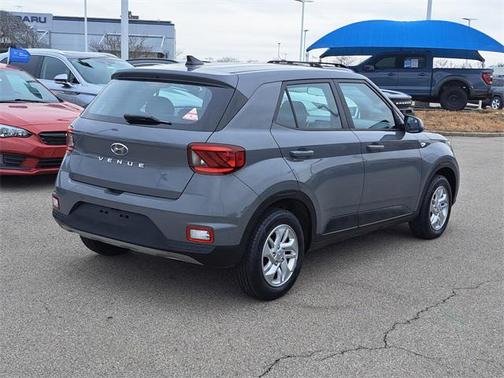 2021 Hyundai VENUE SE