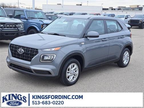 2021 Hyundai VENUE SE