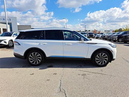 2025 Lincoln Aviator Premiere
