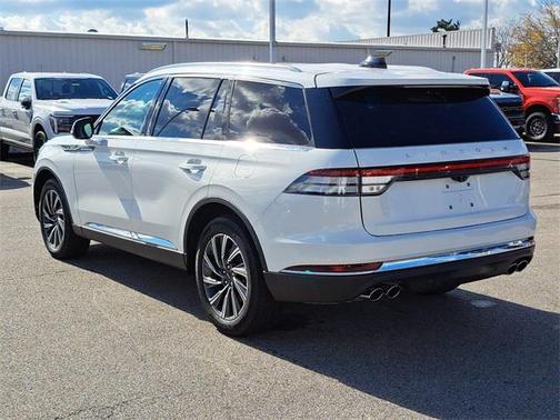 2025 Lincoln Aviator Premiere