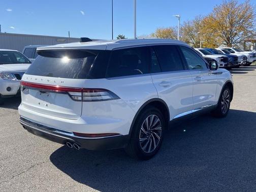 2025 Lincoln Aviator Premiere