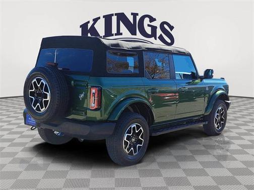 2023 Ford Bronco Outer Banks