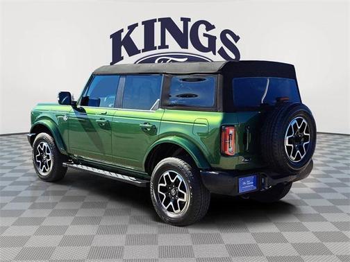 2023 Ford Bronco Outer Banks