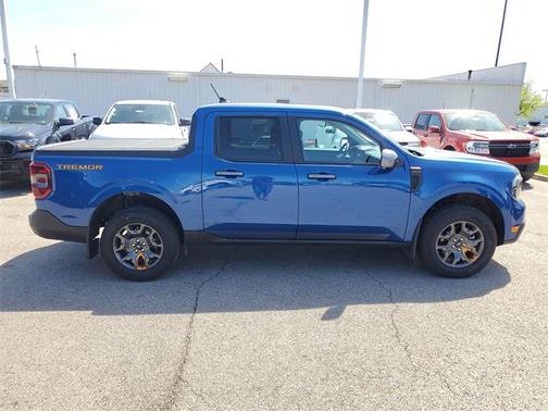 2023 Ford Maverick Lariat