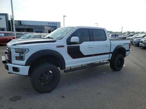 Photo 2 of 27 of 2016 Ford F-150 Lariat