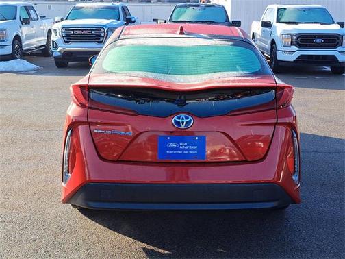 2021 Toyota Prius Prime LE
