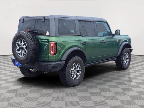 Green Metallic 2025 Ford Bronco Badlands
