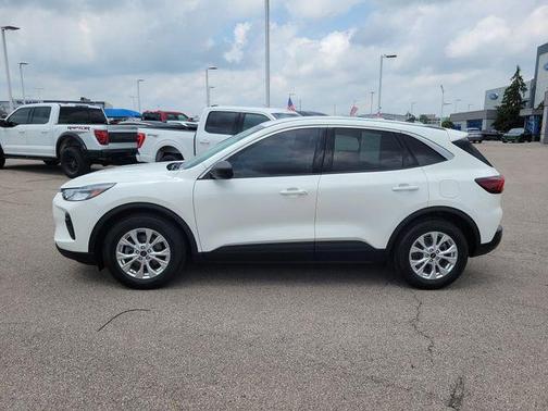 STAR WHITE METALLIC TRI-COAT 2023 Ford Escape Active