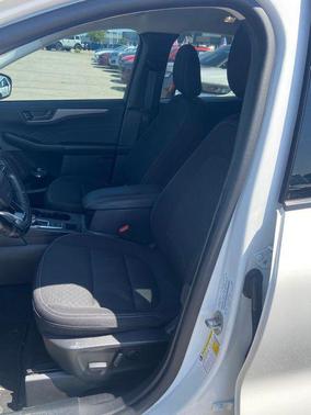 STAR WHITE METALLIC TRI-COAT 2023 Ford Escape Active
