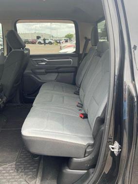 Diamond Black Crystal Pearlcoat 2020 RAM 1500 Big Horn/Lone Star