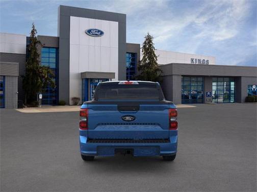 2025 Ford Maverick Lobo Standard