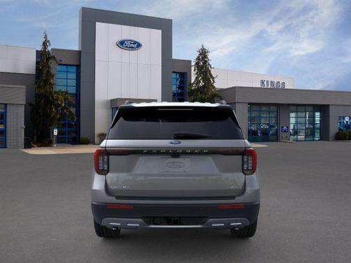 Carbonized Gray Metallic 2026 Ford Explorer Active
