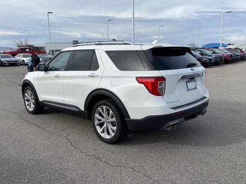 2023 Ford Explorer Platinum