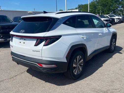 Quartz White 2022 Hyundai TUCSON Hybrid Blue