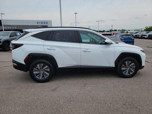 Quartz White 2022 Hyundai TUCSON Hybrid Blue