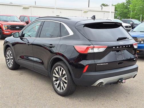 2020 Ford Escape Titanium