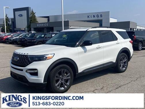 Star White Metallic Tri-Coat 2023 Ford Explorer XLT