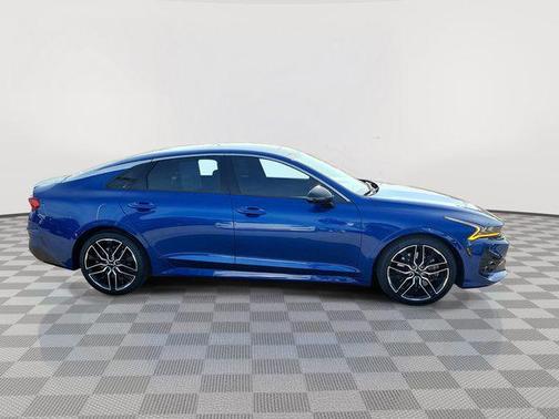 Sapphire Blue 2022 Kia K5 GT