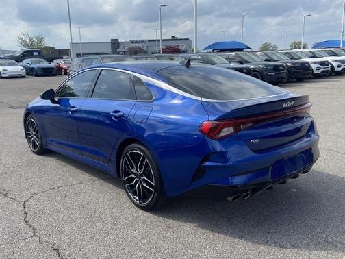 Sapphire Blue 2022 Kia K5 GT