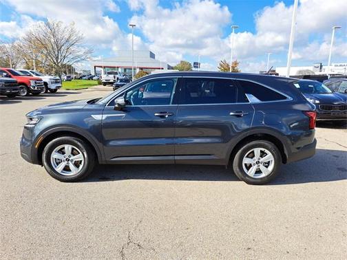 2023 Kia Sorento LX