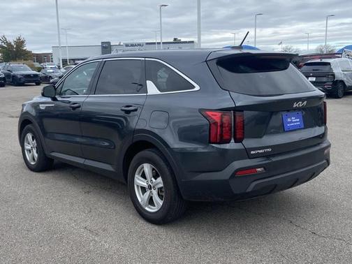 2023 Kia Sorento LX