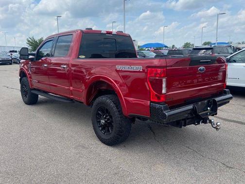 Rapid Red Metallic Tinted Clearcoat 2022 Ford F-350 Lariat