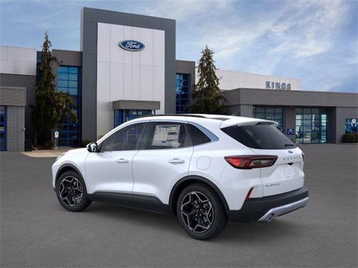 2026 Ford Escape Platinum