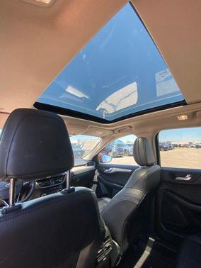 Rapid Red Metallic Tinted Clearcoat 2020 Ford Escape SEL