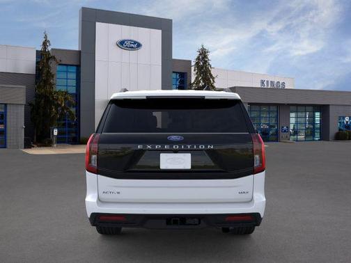 Silver Metallic 2025 Ford Expedition Max Active 4x4