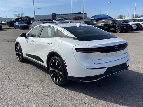 Oxygen White 2023 Toyota Crown Platinum