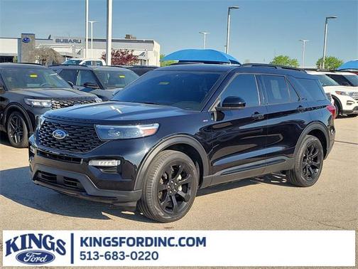 Black Metallic 2023 Ford Explorer ST-Line