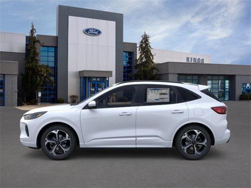 2026 Ford Escape ST-Line Elite