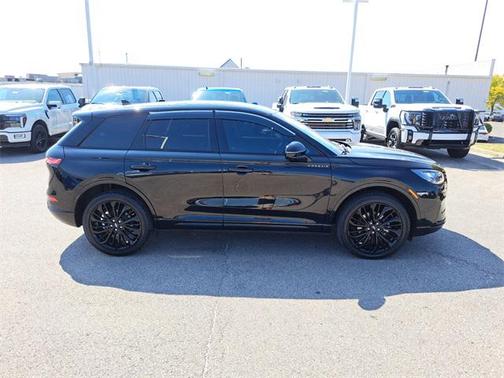 2024 Lincoln Corsair Premiere