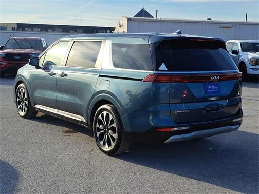 2024 Kia Carnival EX