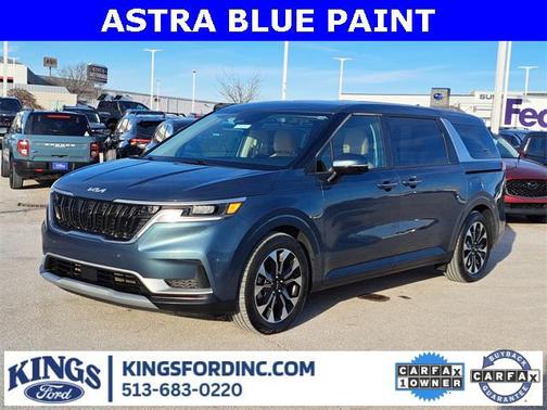 2024 Kia Carnival EX