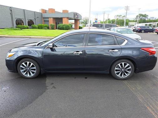 2017 Nissan Altima 2.5 SV