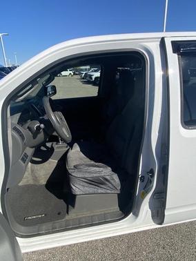 2012 Nissan Frontier SV