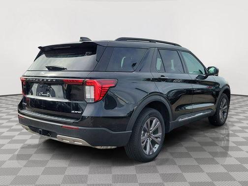Black Metallic 2025 Ford Explorer Active