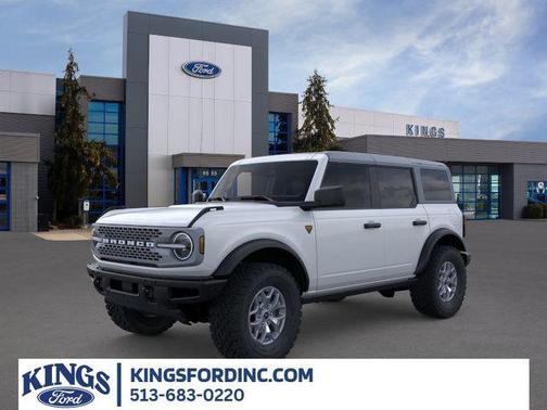 OXFORD WHITE 2025 Ford Bronco Badlands