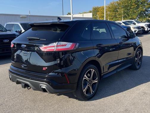 2019 Ford Edge ST