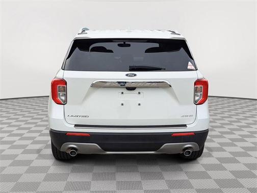 Star White Metallic Tri-Coat 2022 Ford Explorer Limited