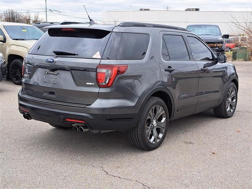 2018 Ford Explorer Sport
