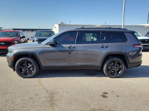 Baltic Gray Metallic Clearcoat 2021 Jeep Grand Cherokee L Altitude